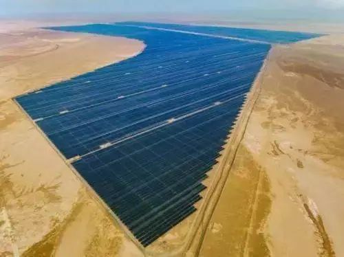 全球最大单体太阳能电站项目竣工